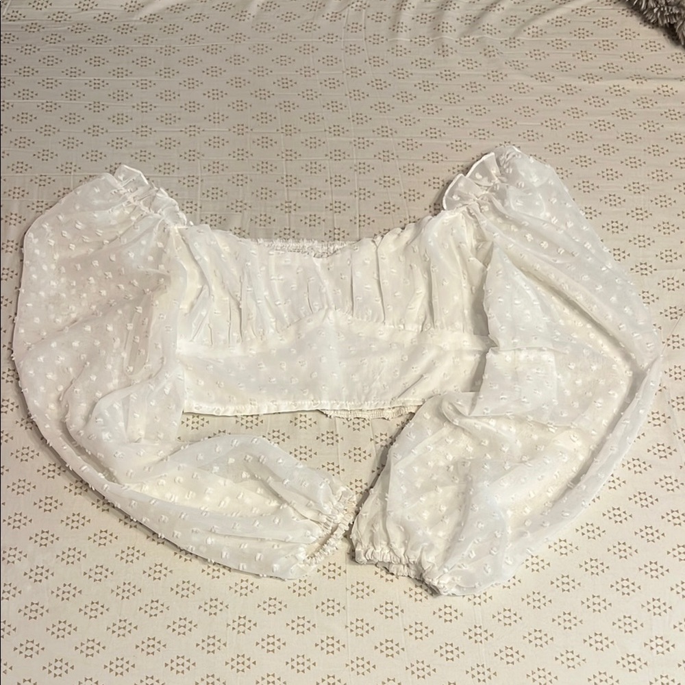 SHEIN White Puff Sleeve Crop Top